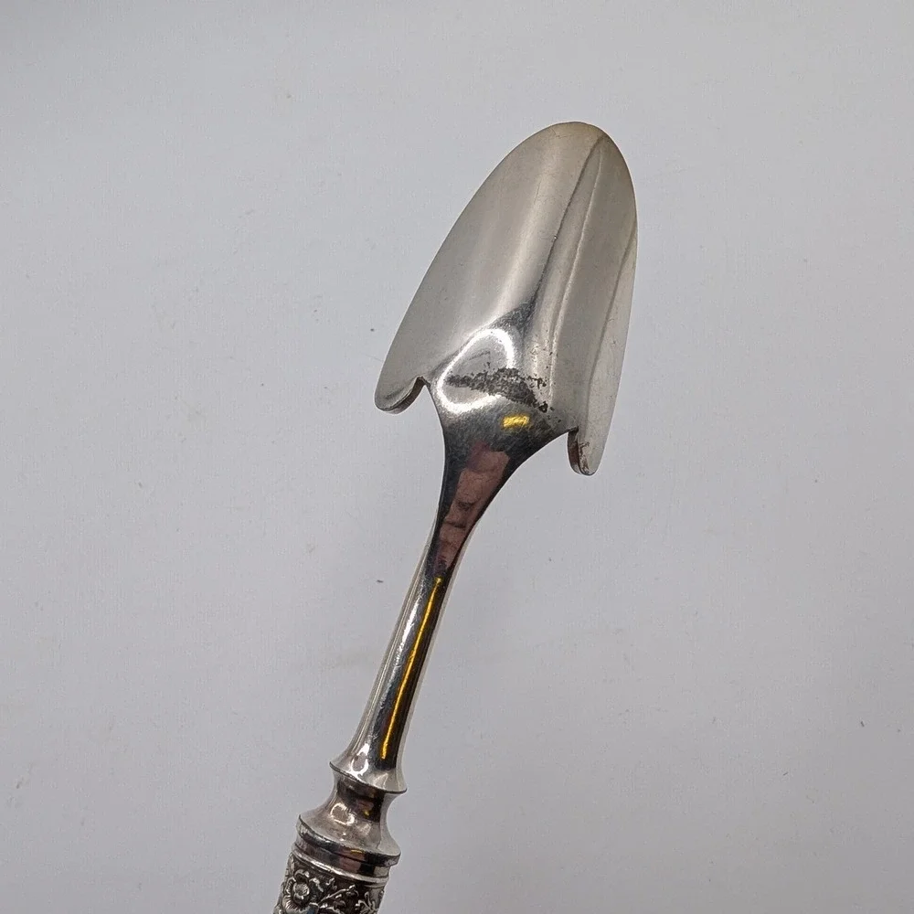 Vtg Gorham Cheese Scoop Silver Plate Wood Handle Floral Repousse Antique 9.5in